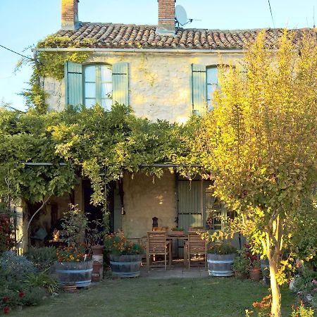 Les Glycines Bed & Breakfast Еме Екстер'єр фото